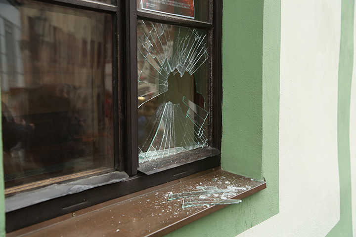 A2B Glass are able to board up broken windows while they are being repaired in South Norwood.